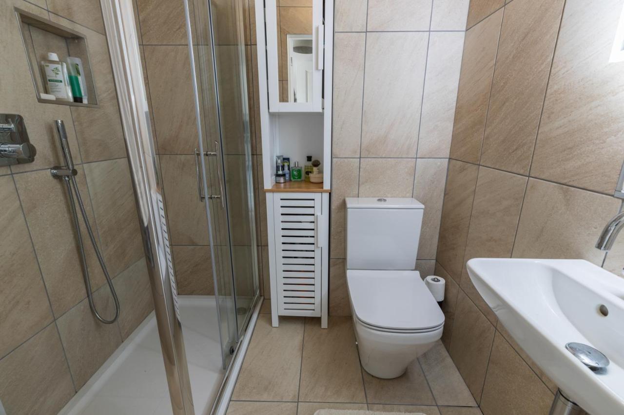 Charming Flat With Balcony In Pimlico Apartment Лондон Екстериор снимка